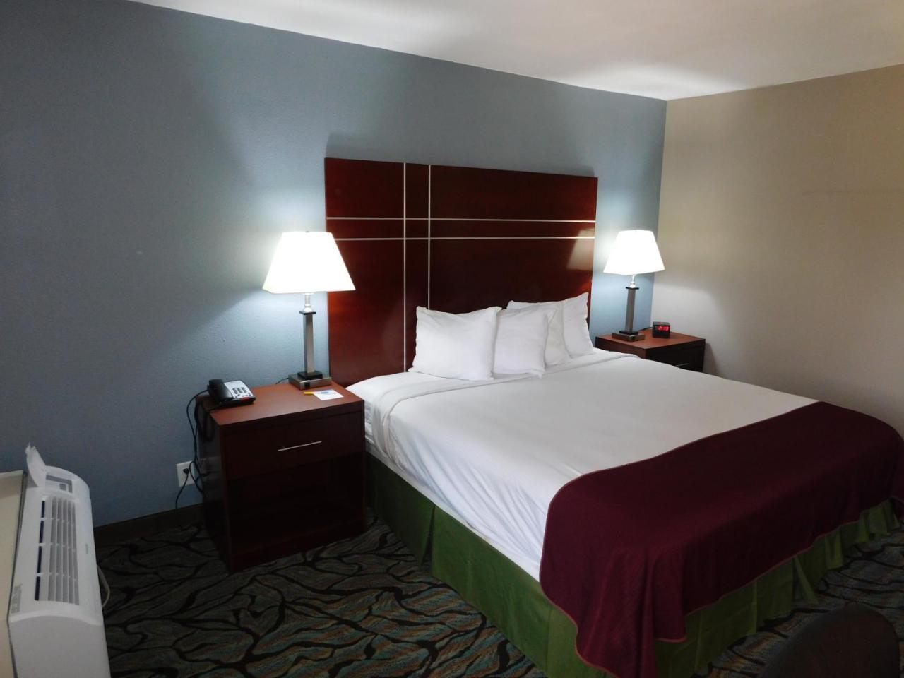 Days Inn By Wyndham West Des Moines - Clive Esterno foto